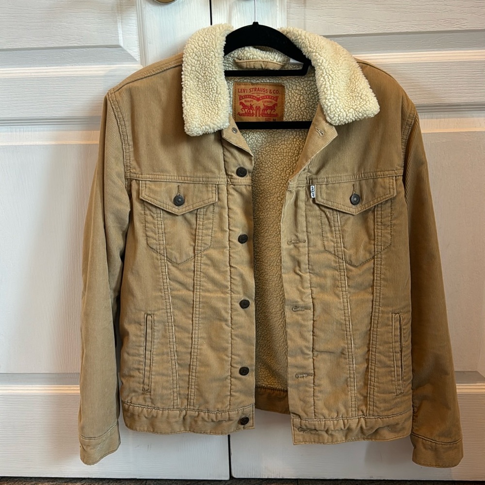 Levi’s corduroy bobber Size Medium very good condition